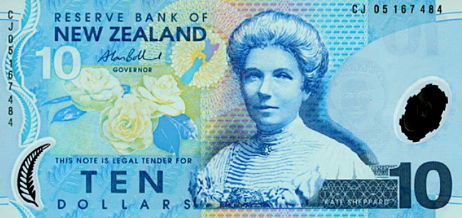 Kivi je pao prema glavnim valutama nakon sto je inflacija na Novom Zelandu pala u poslednjem kvartalu